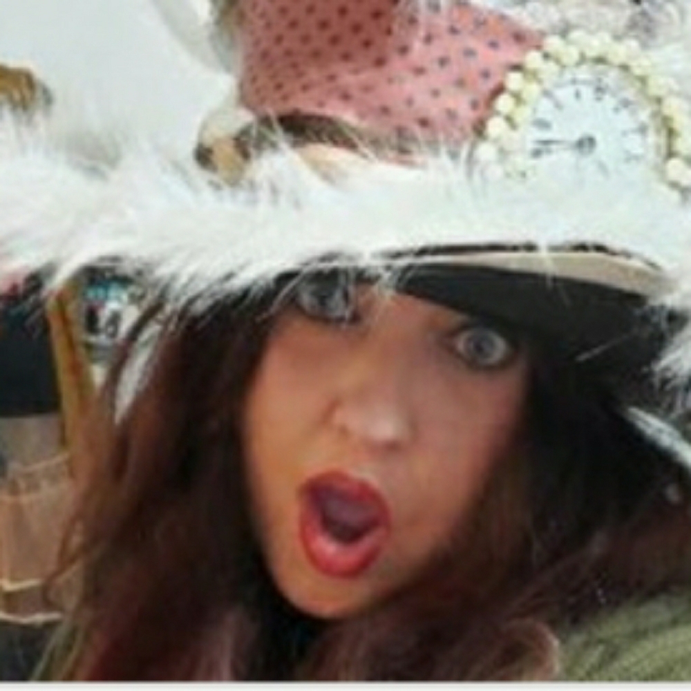 Meet your Posher, Christy